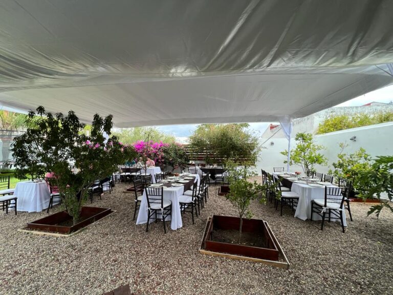 45663 banquetes casa gastro 768x576