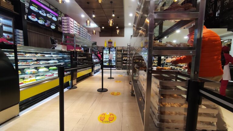 46026 castillo del rey pasteleria 768x432