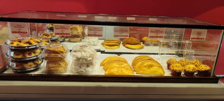 46188 pasteleria d patty 768x346