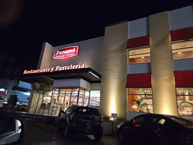 46222 panama restaurante y pasteleria gabriel leyva 768x576