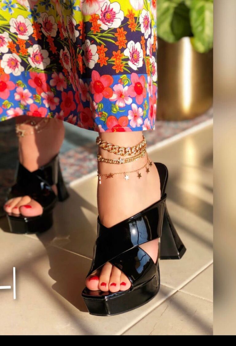 47101 boutique charlotte 768x1122