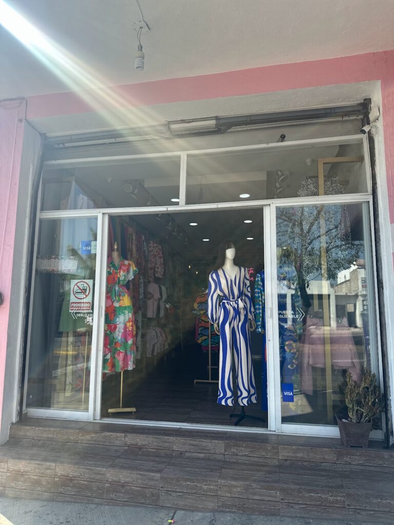 47440 km boutique 768x1024