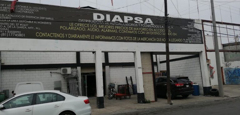 48120 comsa mayoreo de auto accesorios 768x367