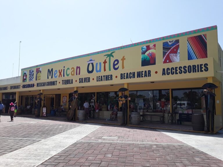 48704 centro artesanal tulum 768x576