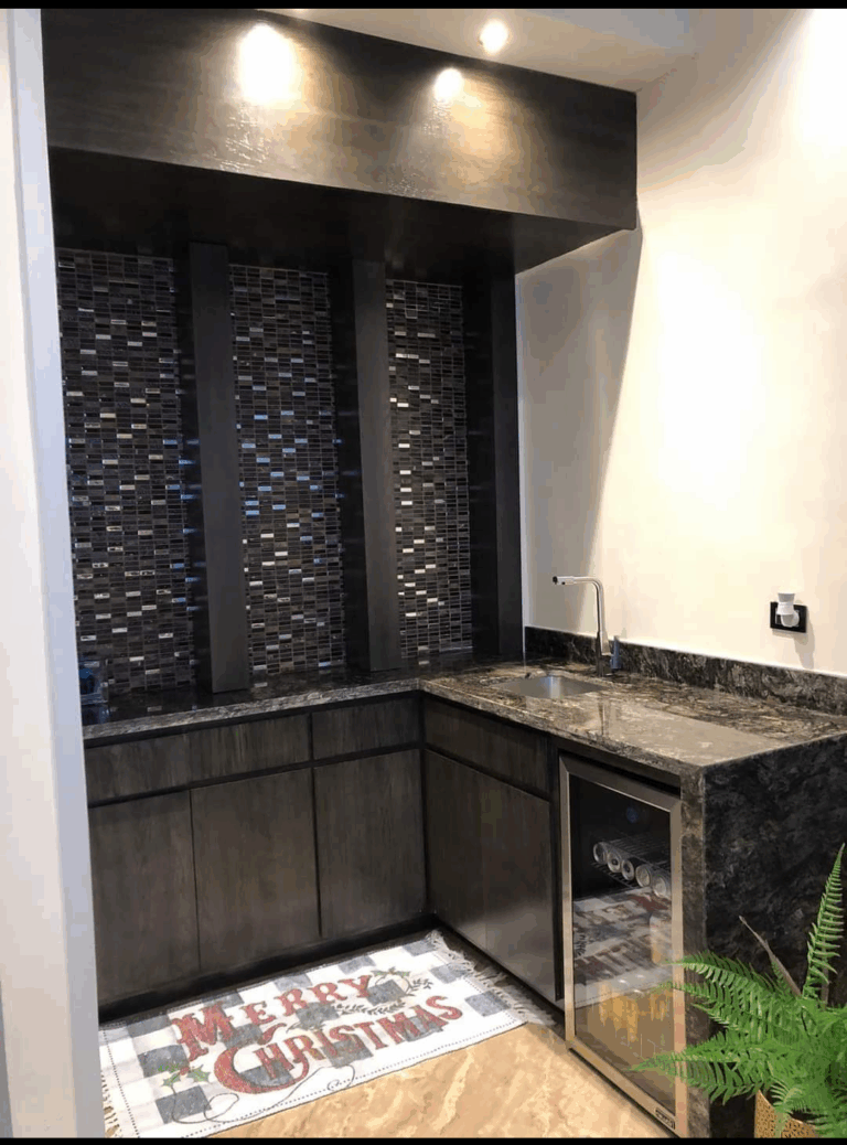 48961 carpintero hernandez 768x1038