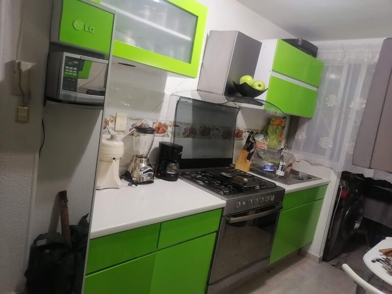 49071 taller de carpinteria y ferreteria jd 768x576