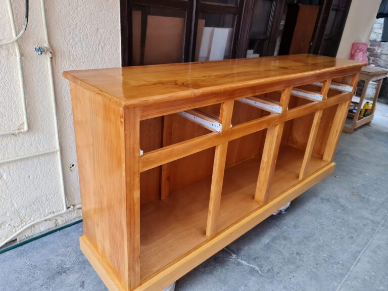 49073 carpinteria 768x576