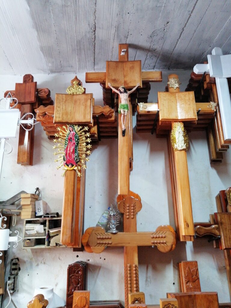 49076 taller carpinteria mario e hijos 768x1024