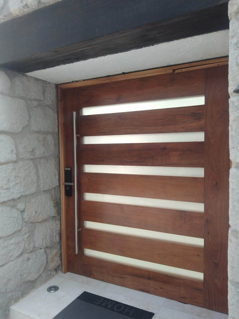 49078 carpinteria del bosque 768x1024