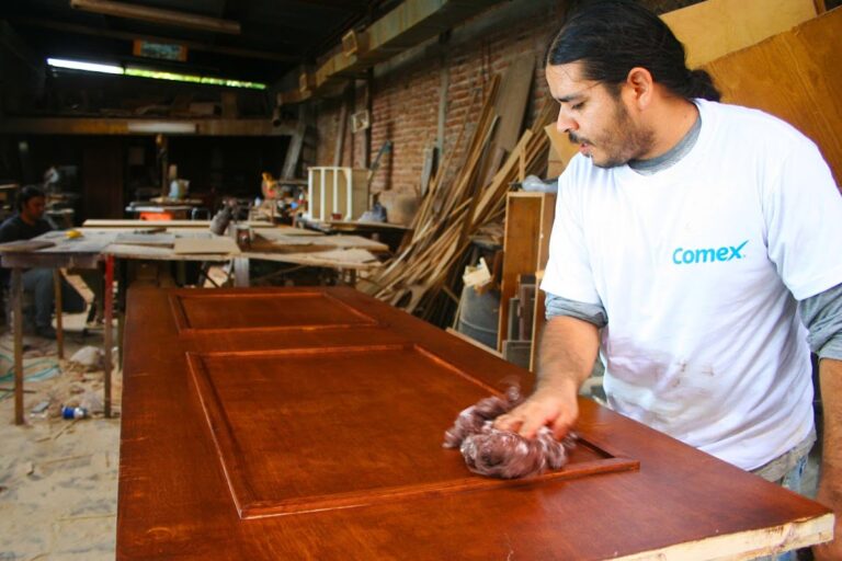 49211 carpinteria y maqueos california 768x512