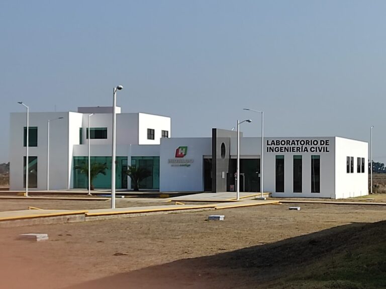 50182 laboratorio de ingenieria civil certificado 768x575