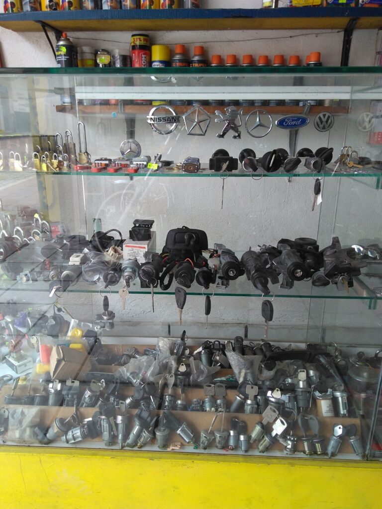 5022 cerrajeria sanchez 768x1024