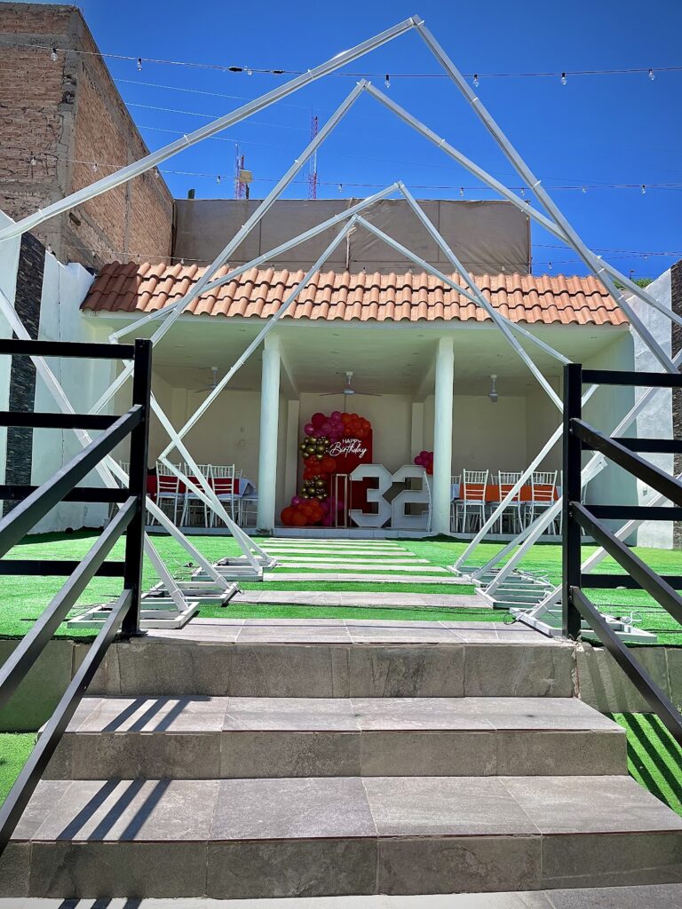 50533 jardin mavi 768x1024