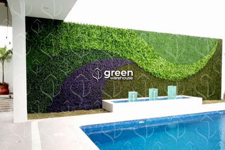 50776 green warehouse decoracion de interiores y exteriores. follaje y pasto artificial papel tapiz persianas lambrin deck plafon 768x512