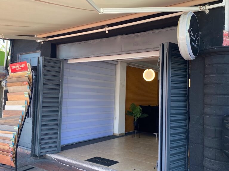 51091 interiores sc persianas cortinas toldos 768x576