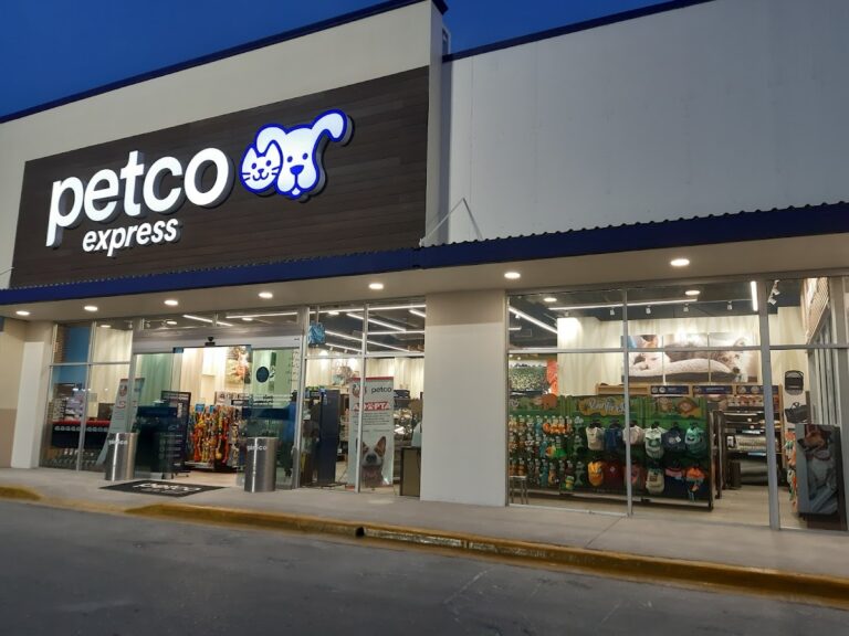 51411 petco monclova express 768x576