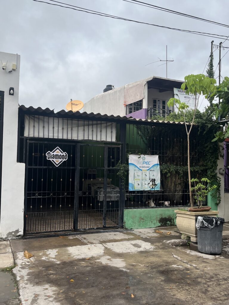 51464 clinica zoo salud 768x1024