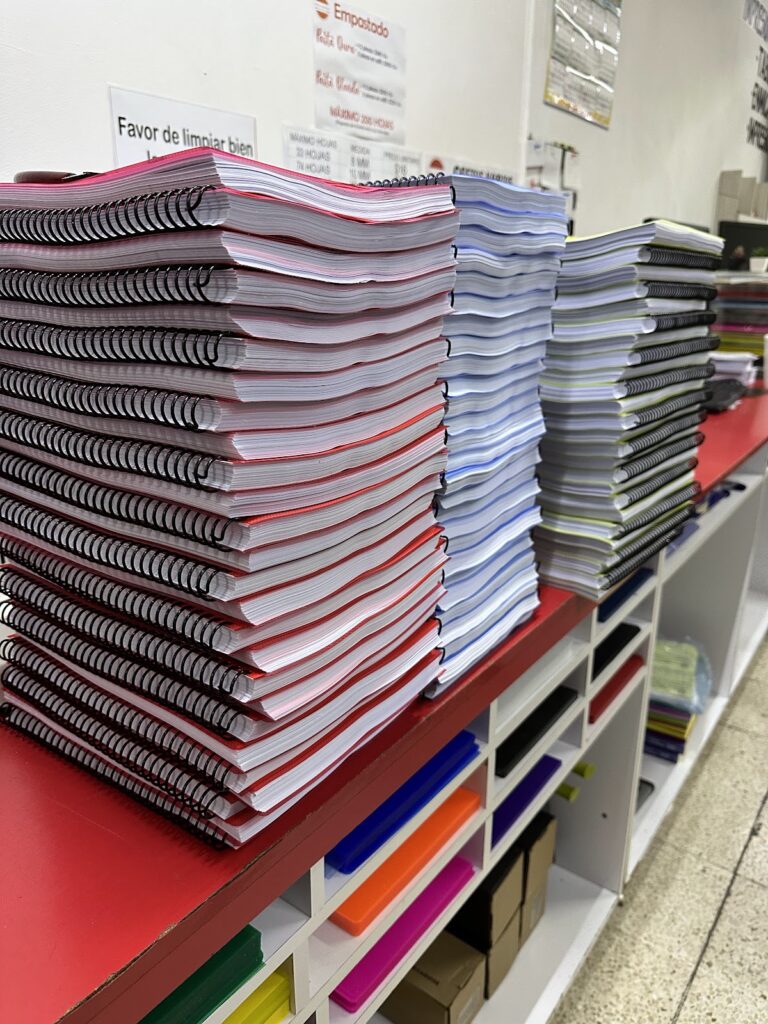 51972 copia express leon 768x1024