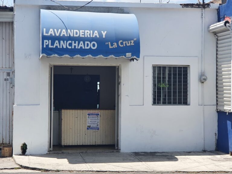 52953 lavanderia y planchaduria la cruz 768x576