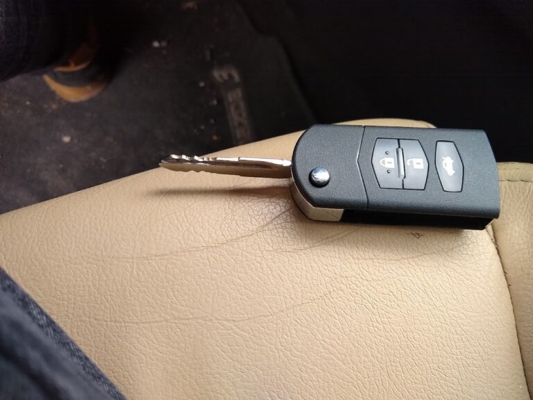 5327 cerrajeria lc 768x576