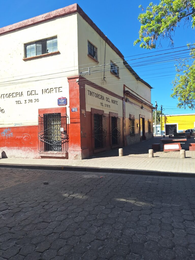 53349 tintoreria del norte 768x1024