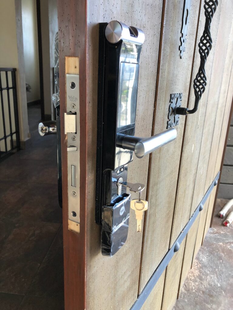 5384 cerrajeria corregidora 24 horas 768x1024