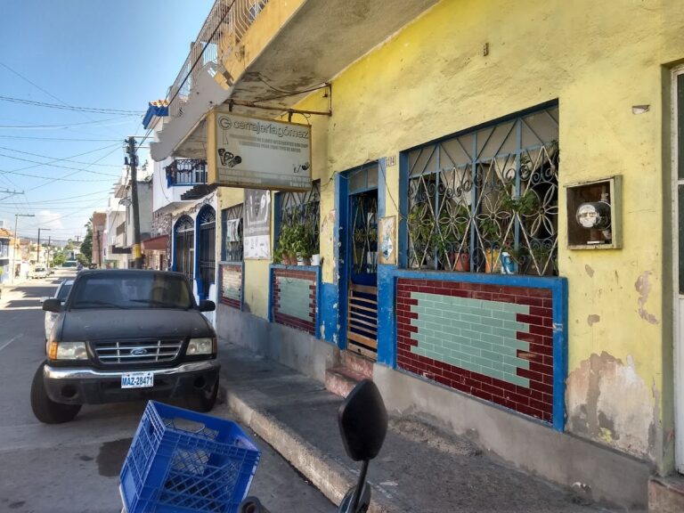 5472 cerrajeria gomez 768x576