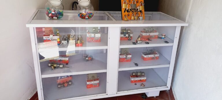 5565 cerrajeria servi lock 768x346