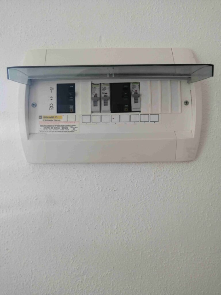 6340 multiservicios luiyi 768x1024