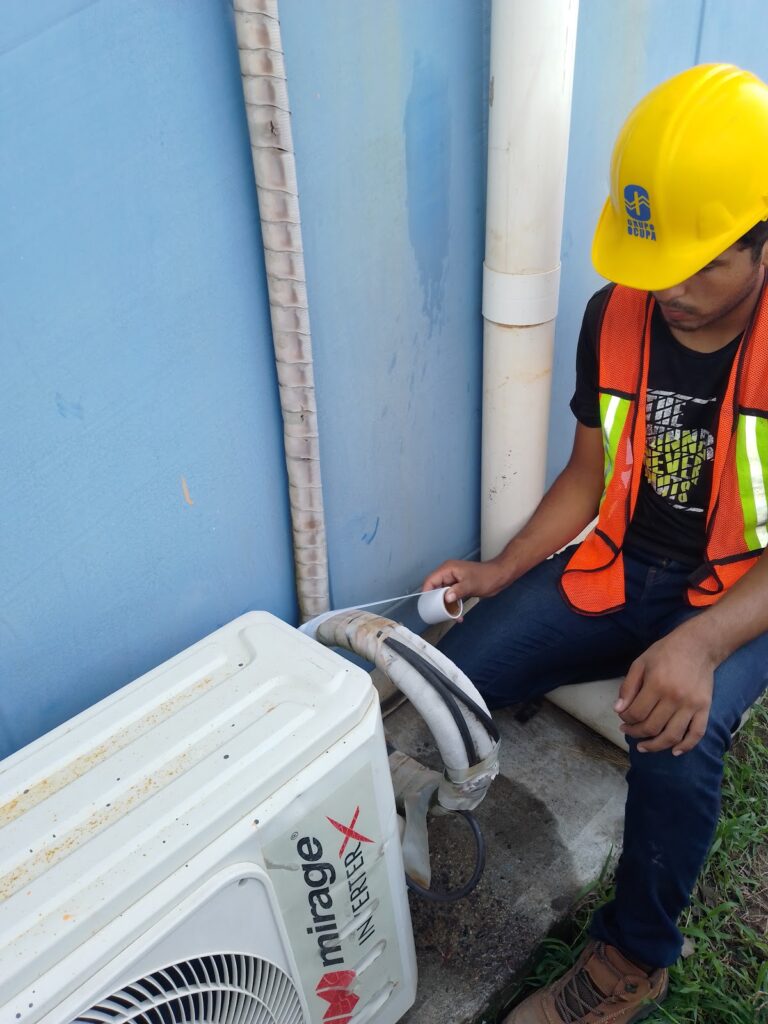 6860 taller de refrigeracion carlos 768x1024