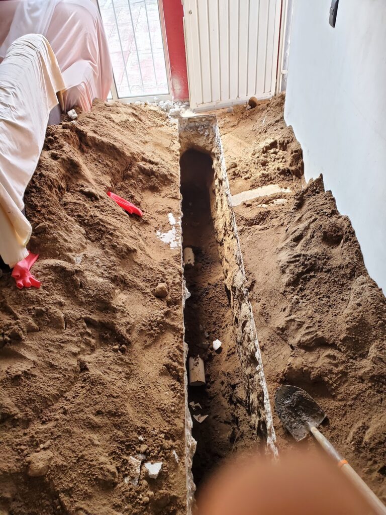 761 destapacanos y fontanero soluciones en tuberias y drenajes 768x1024