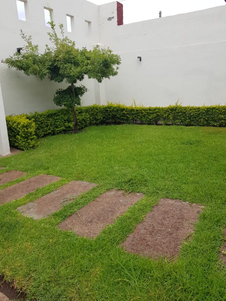 8188 el eden jardineros durango 768x1024