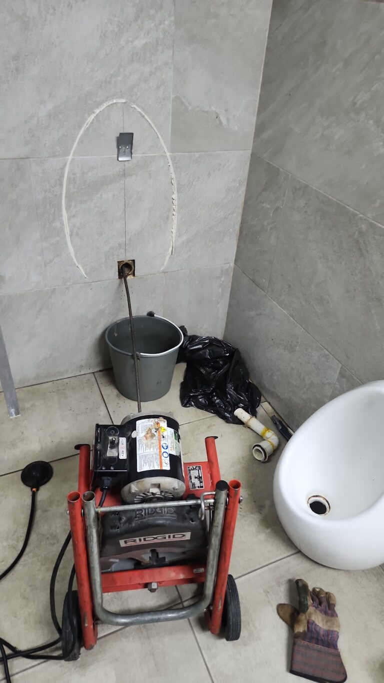 856 plomeros sertec monterrey 768x1365