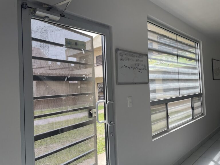 9379 all clean baja 768x576