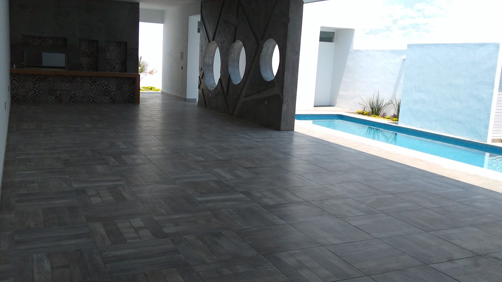 leetx-google-photo-46734-1