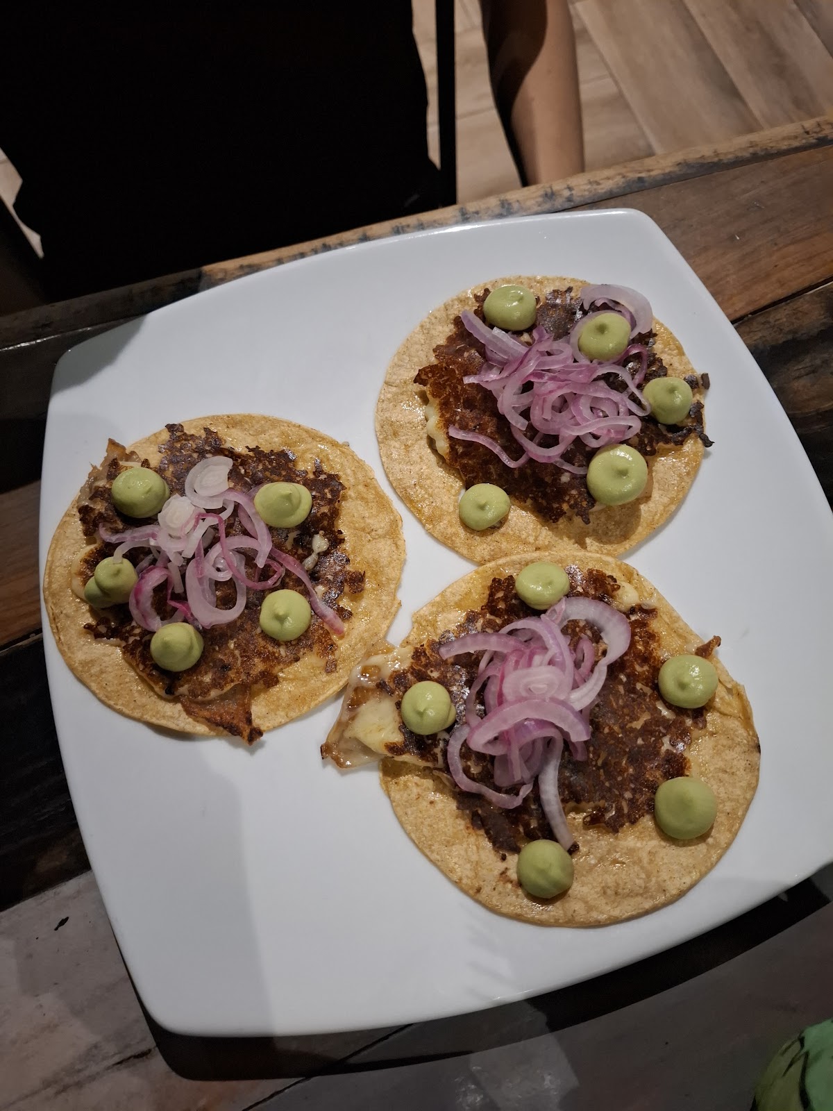 leetx-google-photo-52294-3 leetx-google-photo-52294-3