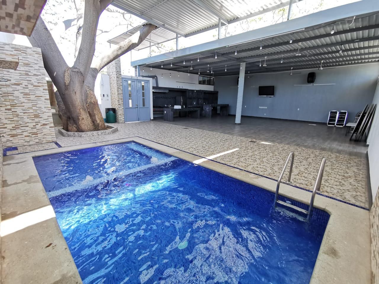 leetx-google-photo-62452-1