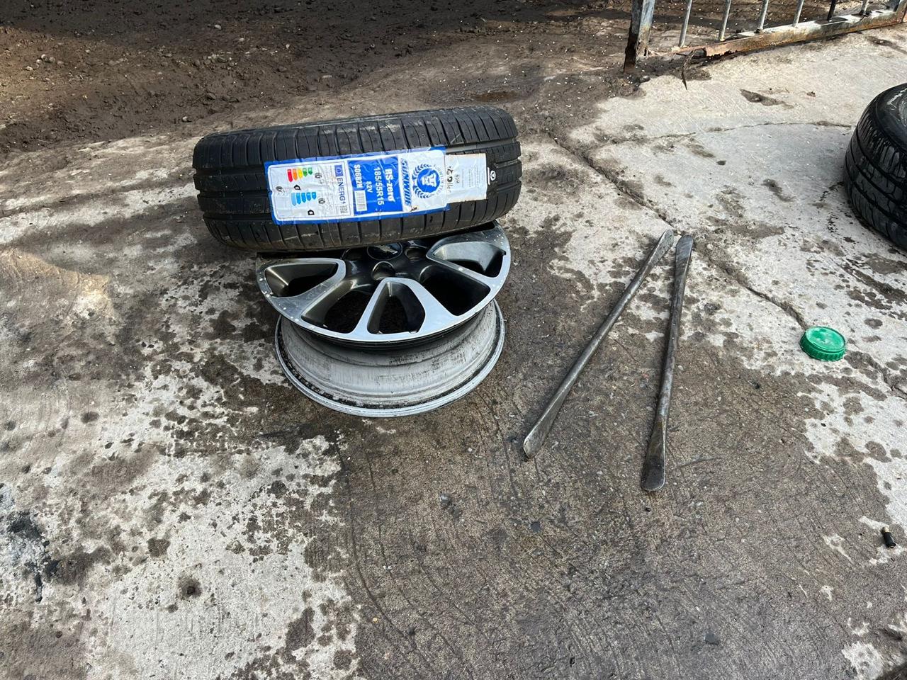 leetx-google-photo-67530-5 leetx-google-photo-67530-5