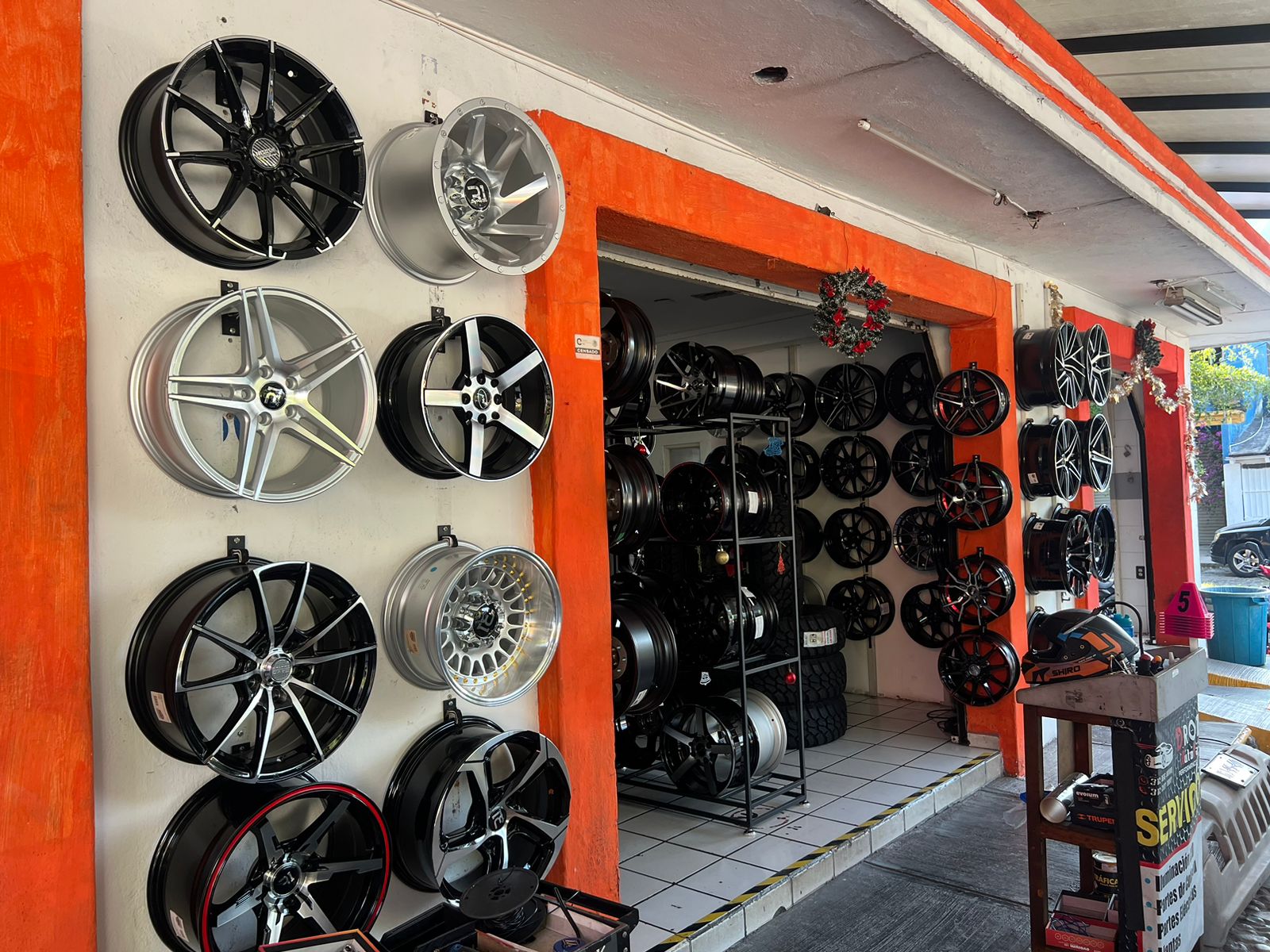 leetx-google-photo-70548-4 leetx-google-photo-70548-4