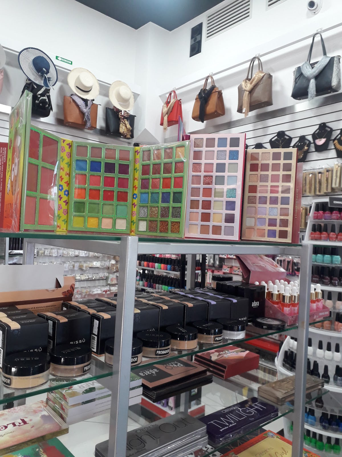 leetx-google-photo-70566-8 leetx-google-photo-70566-8