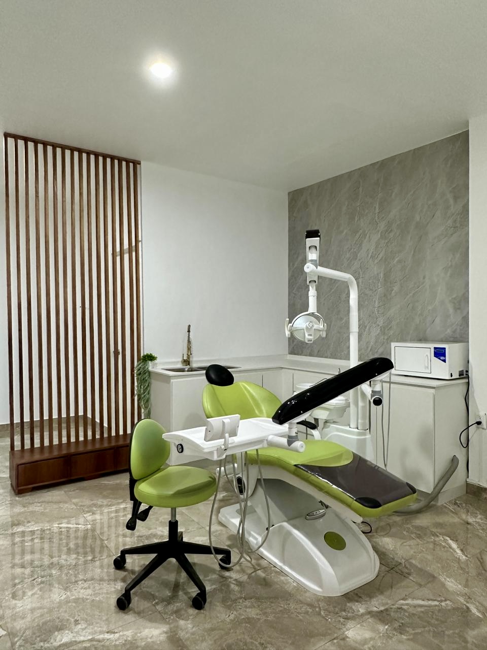 leetx-google-photo-71330-3 leetx-google-photo-71330-3