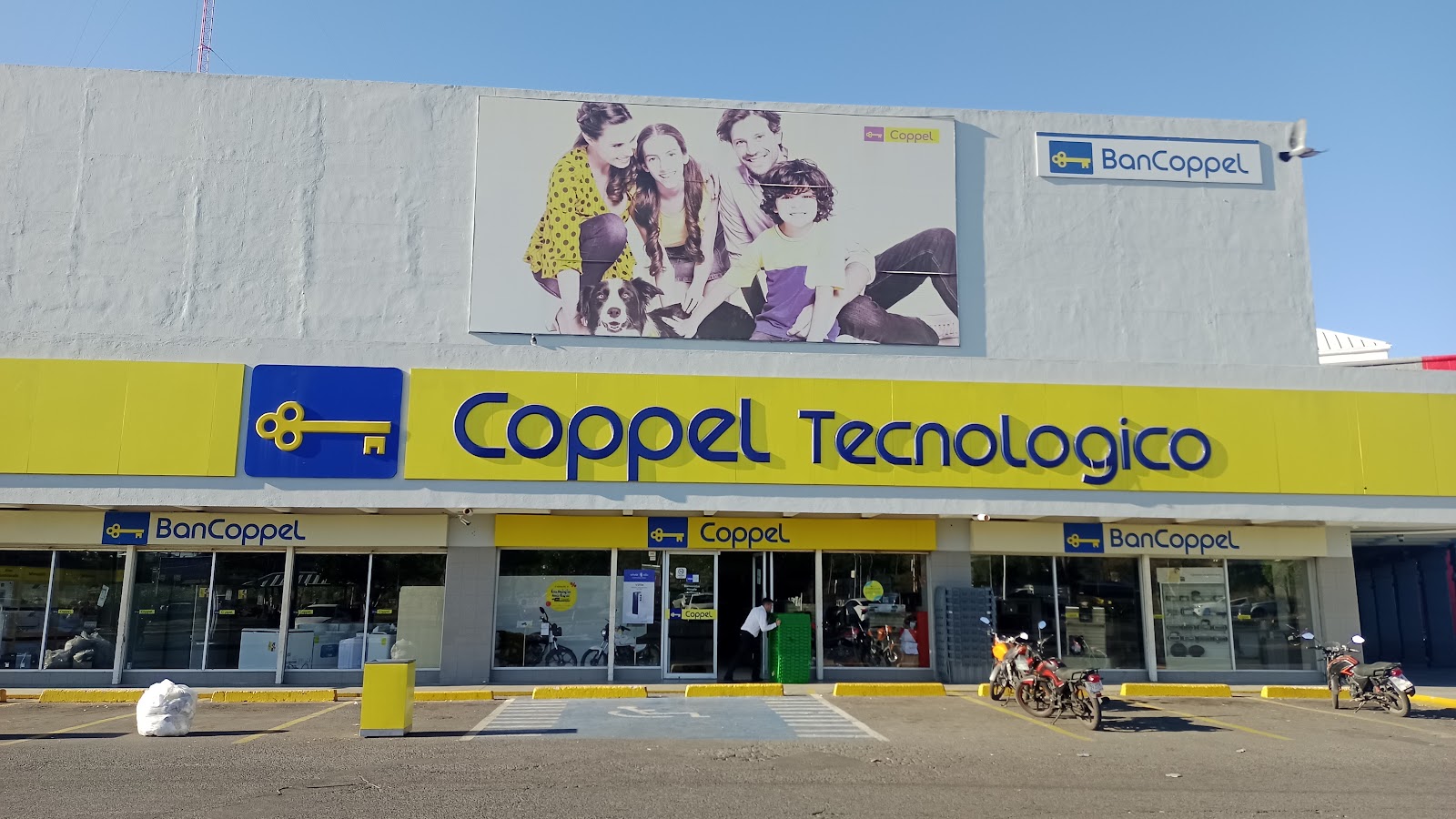 filter: 0; jpegRotation: 180; fileterIntensity: 0.000000; filterMask: 0;