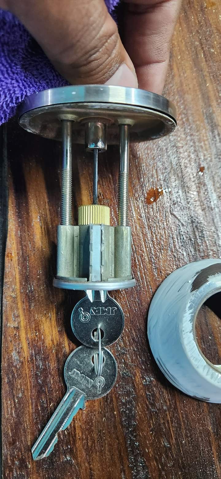 leetx-google-photo-73360-6 leetx-google-photo-73360-6