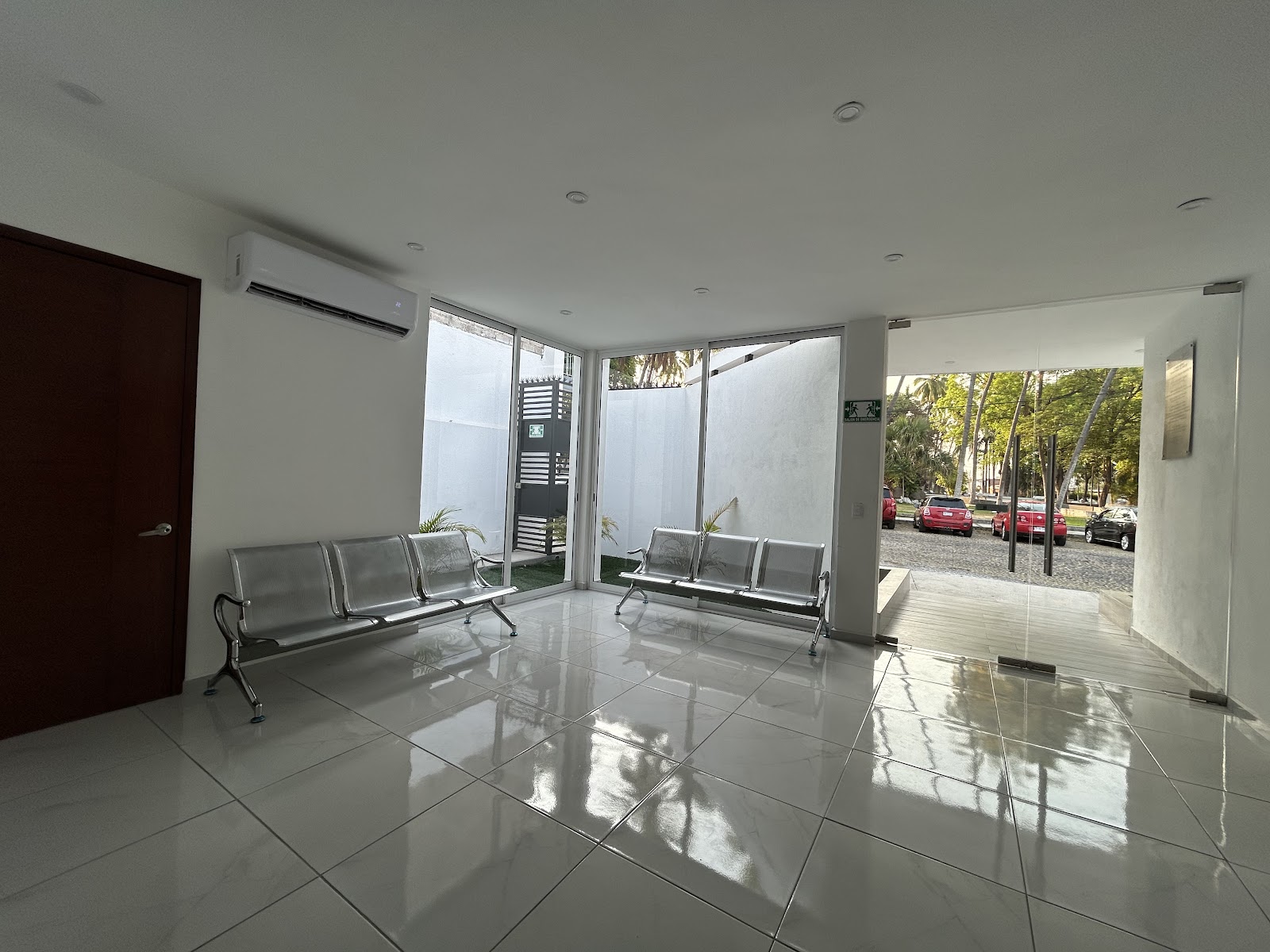 leetx-google-photo-73495-6 leetx-google-photo-73495-6