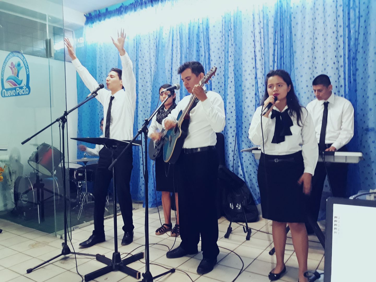 leetx-google-photo-77921-5 leetx-google-photo-77921-5