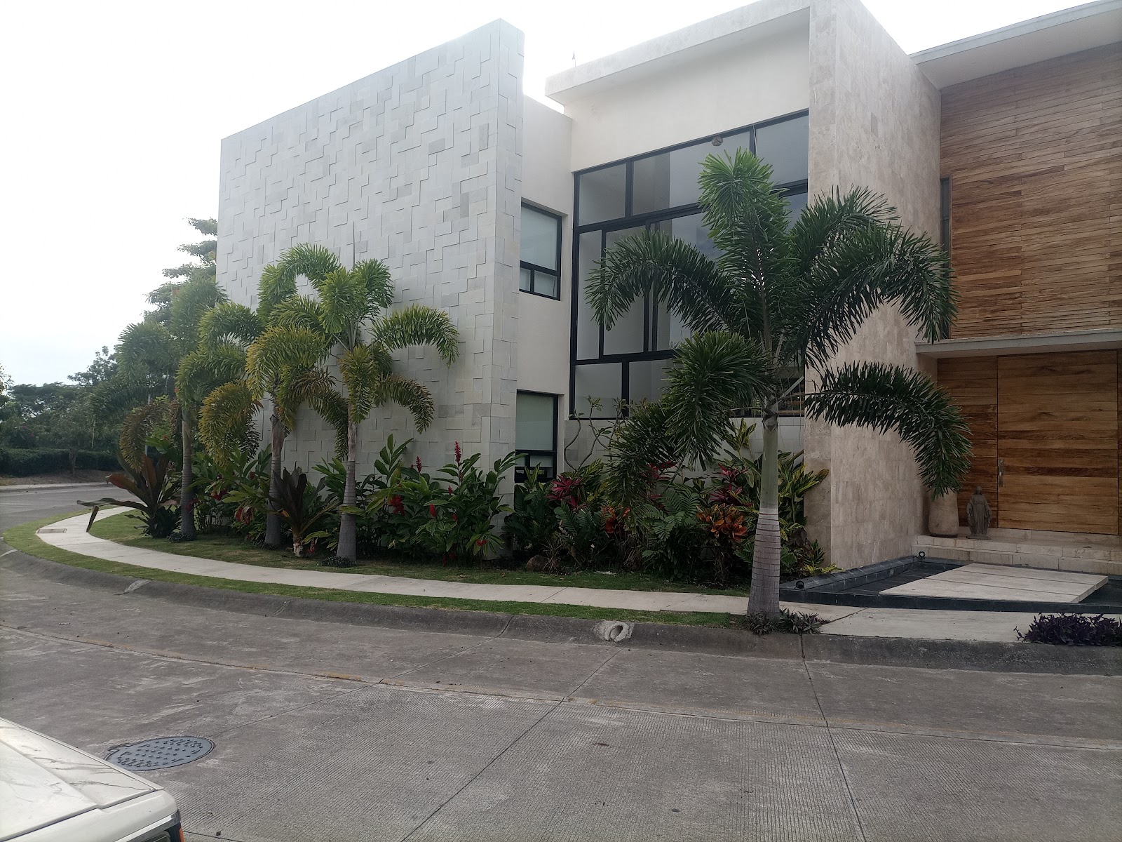 leetx-google-photo-78752-1