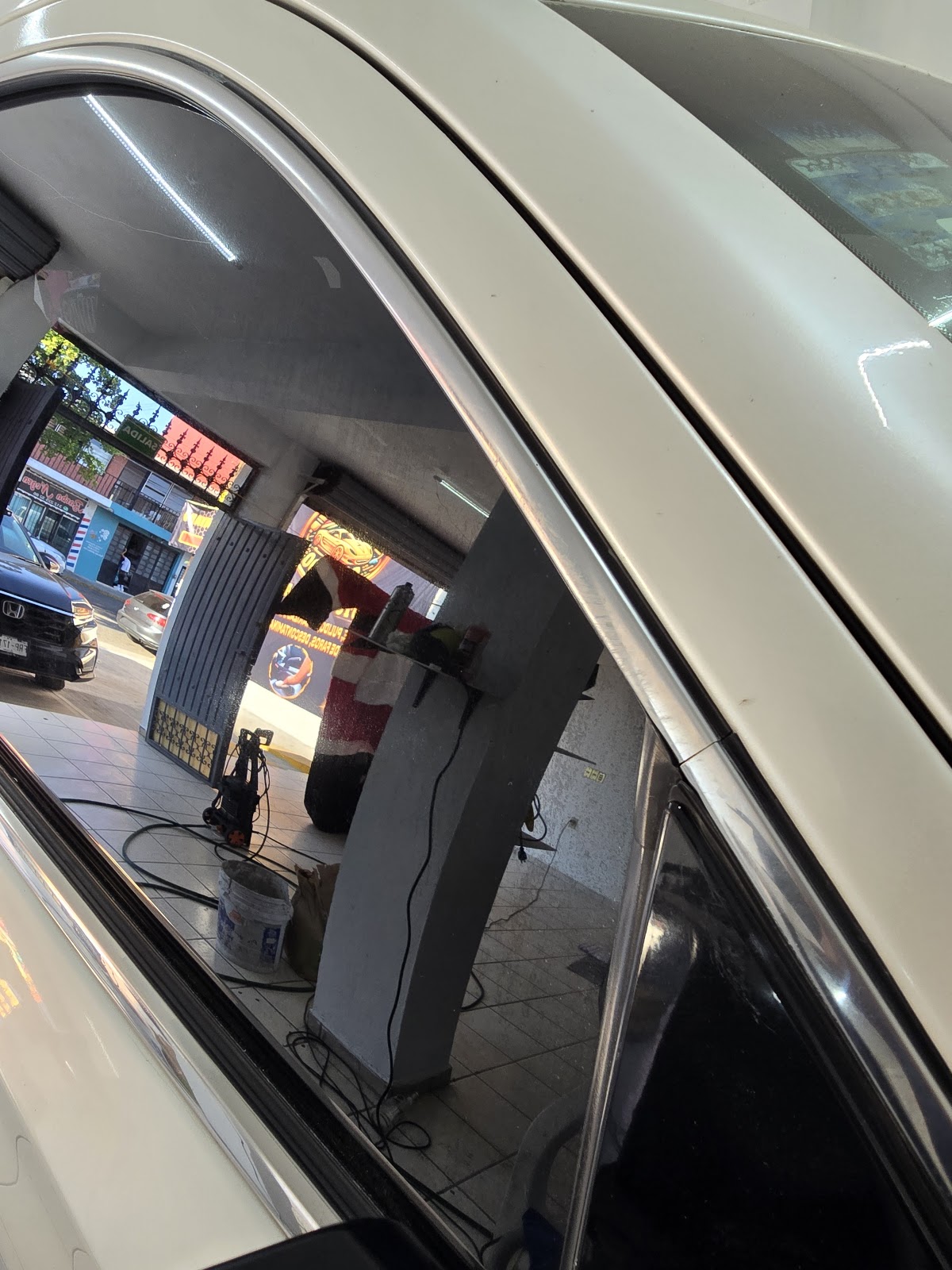 leetx-google-photo-78990-4 leetx-google-photo-78990-4