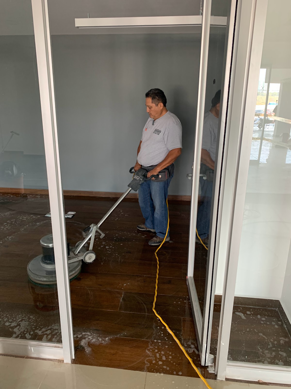 leetx-google-photo-79348-8 leetx-google-photo-79348-8