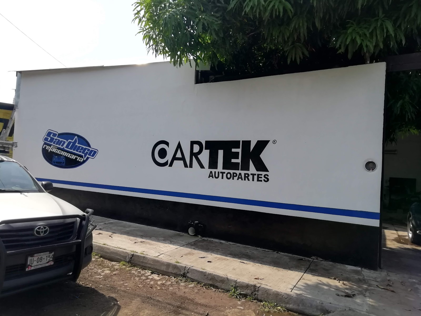 leetx-google-photo-81652-4 leetx-google-photo-81652-4