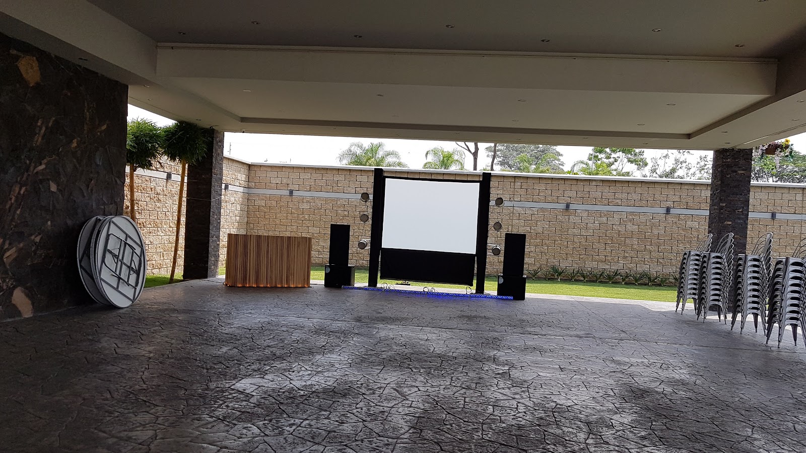 leetx-google-photo-81917-5 leetx-google-photo-81917-5